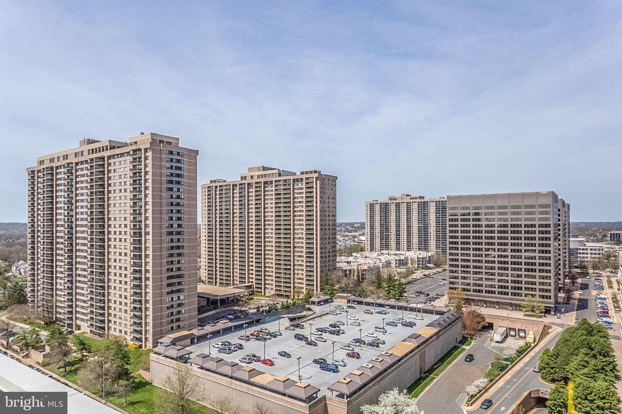 SKYLINE HOUSE - Residential