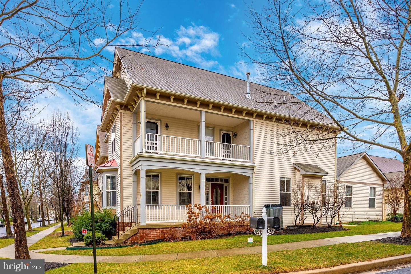 URBANA HIGHLANDS - Residential Lease