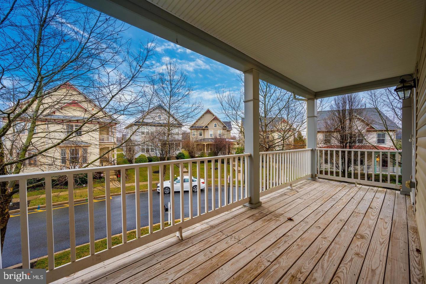 URBANA HIGHLANDS - Residential Lease