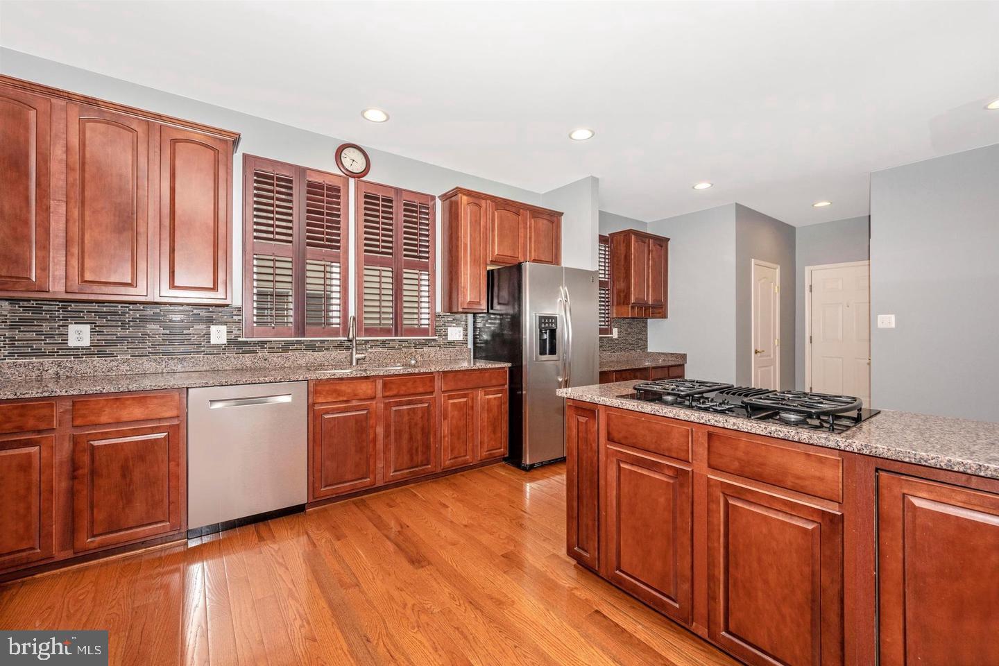 URBANA HIGHLANDS - Residential Lease