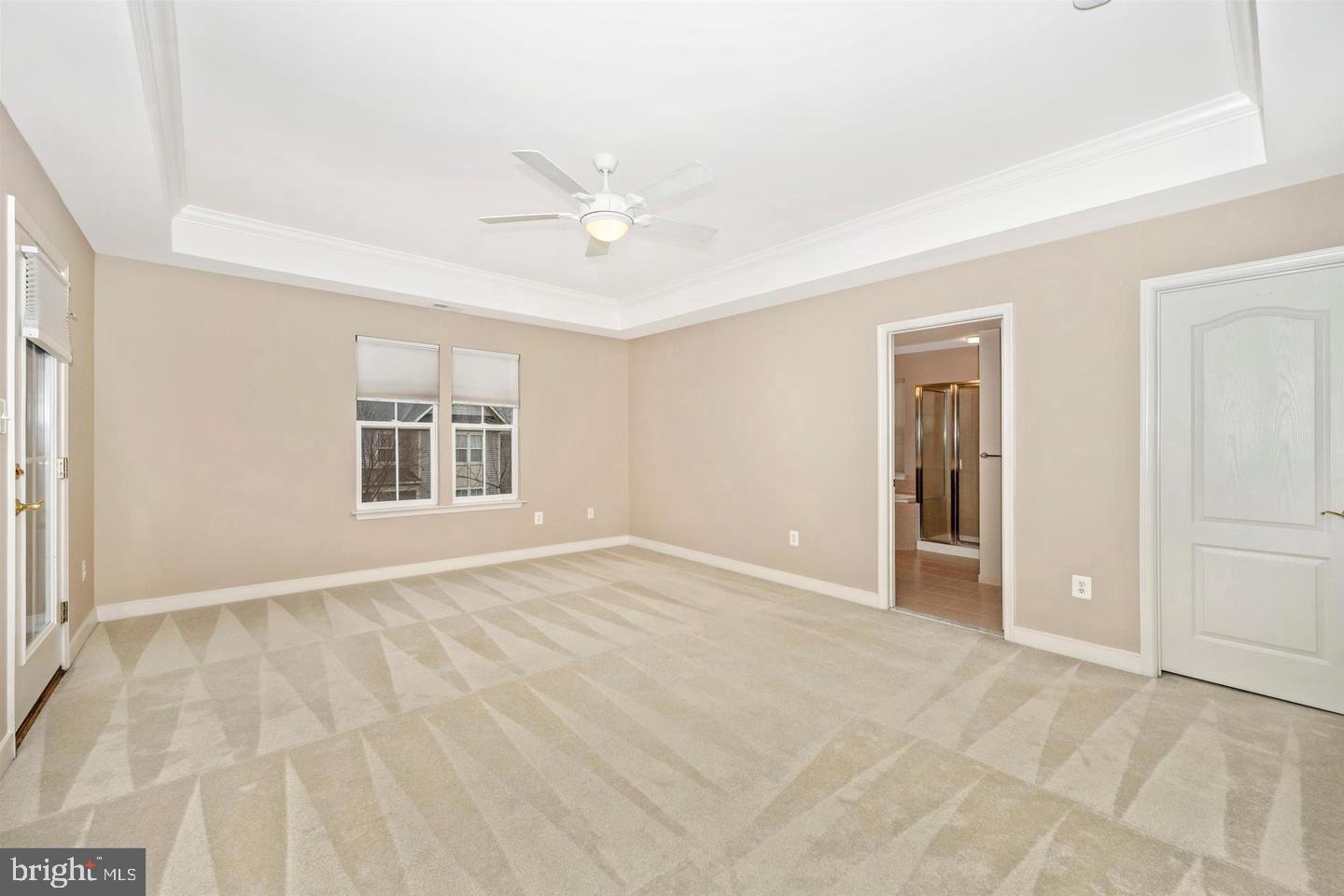 URBANA HIGHLANDS - Residential Lease