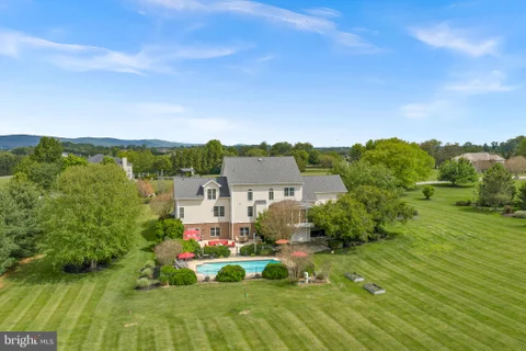 MLS: VALO2127372