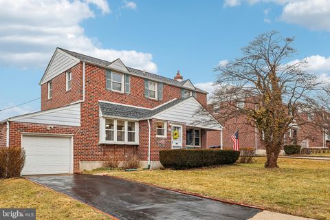 Homes For Sale - 911 Cooke Lane<br/> NORRISTOWN, PA 19401