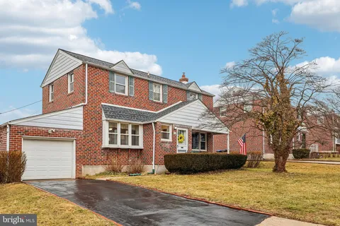 911 Cooke Lane, Norristown, PA MLS: PAMC2168324