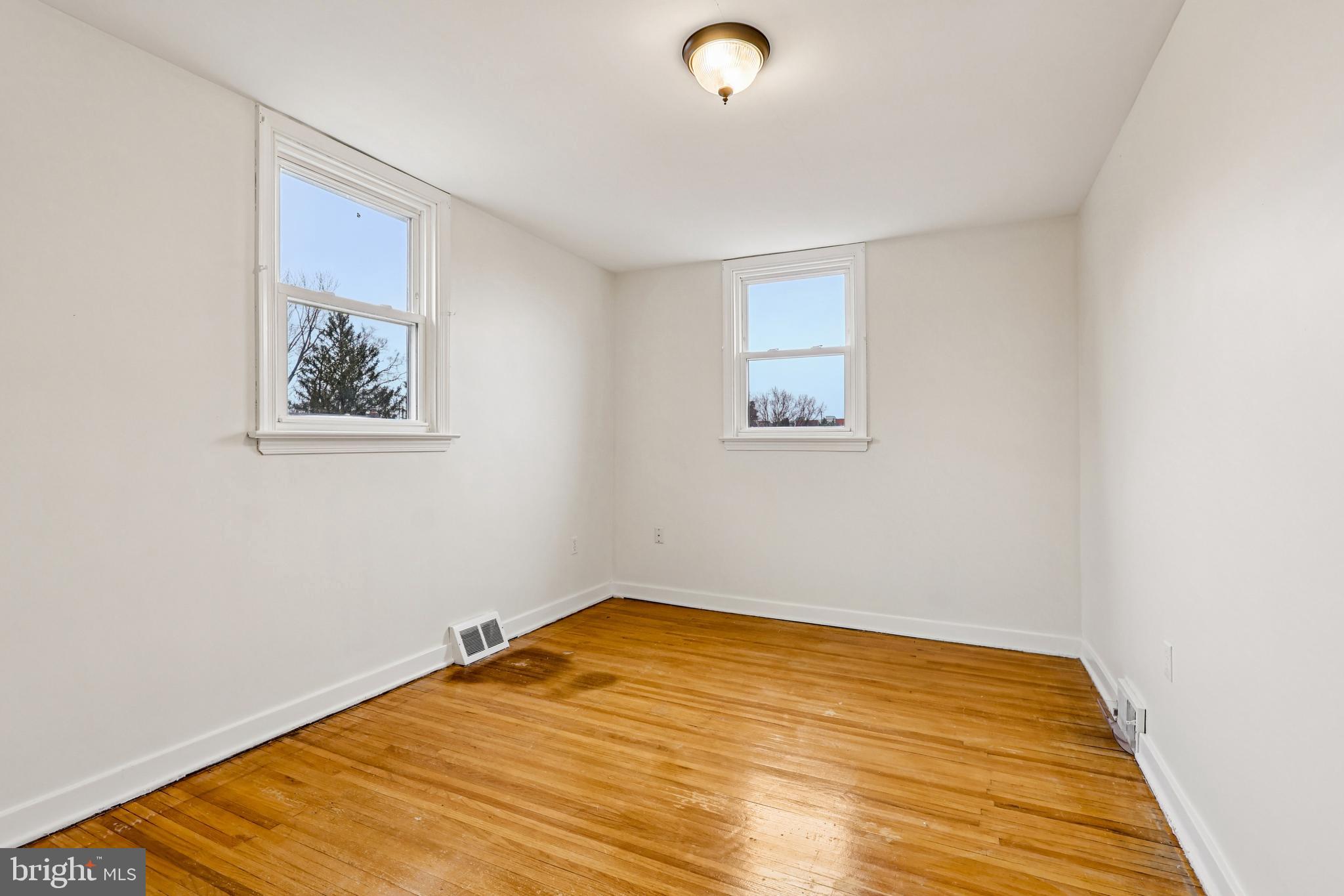 OAKWOOD TERRACE - Residential