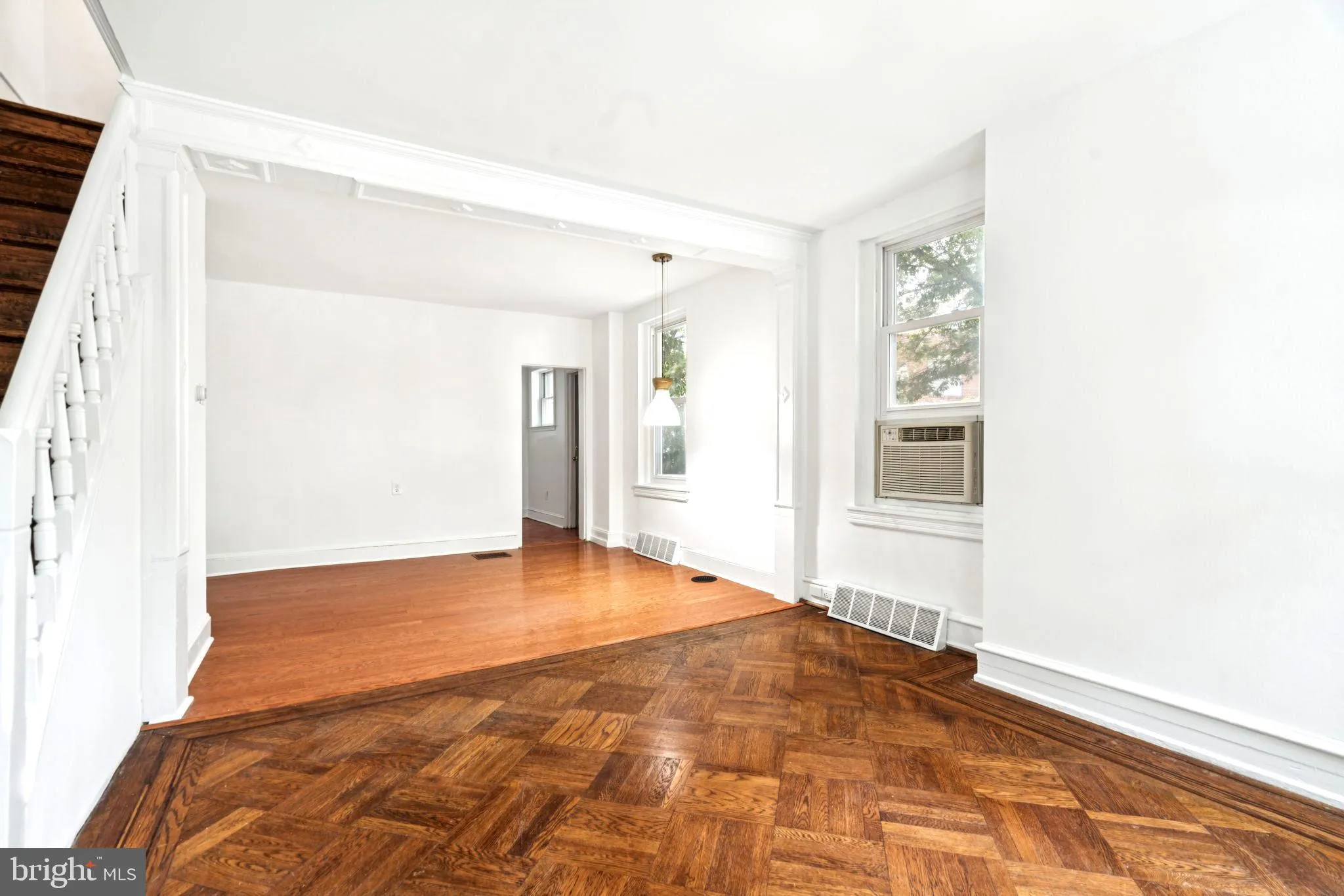 Philadelphia, Pennsylvania 19146, United States, 2 Bedrooms Bedrooms, ,1 BathroomBathrooms,Residential,Active,187404