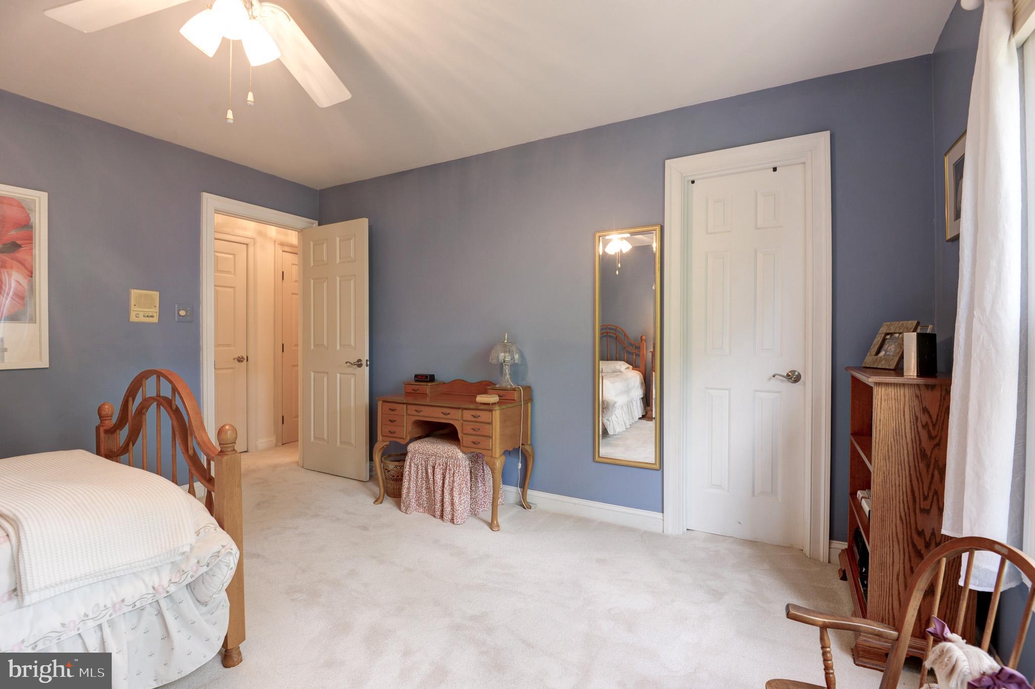 CENTURY OAK - Residential