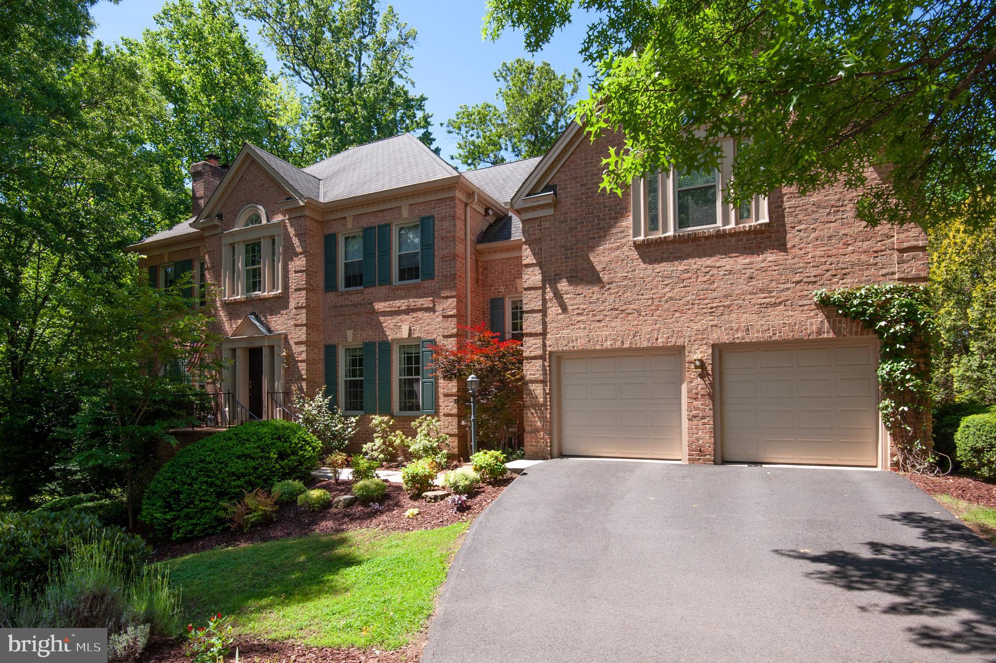 CENTURY OAK - Residential