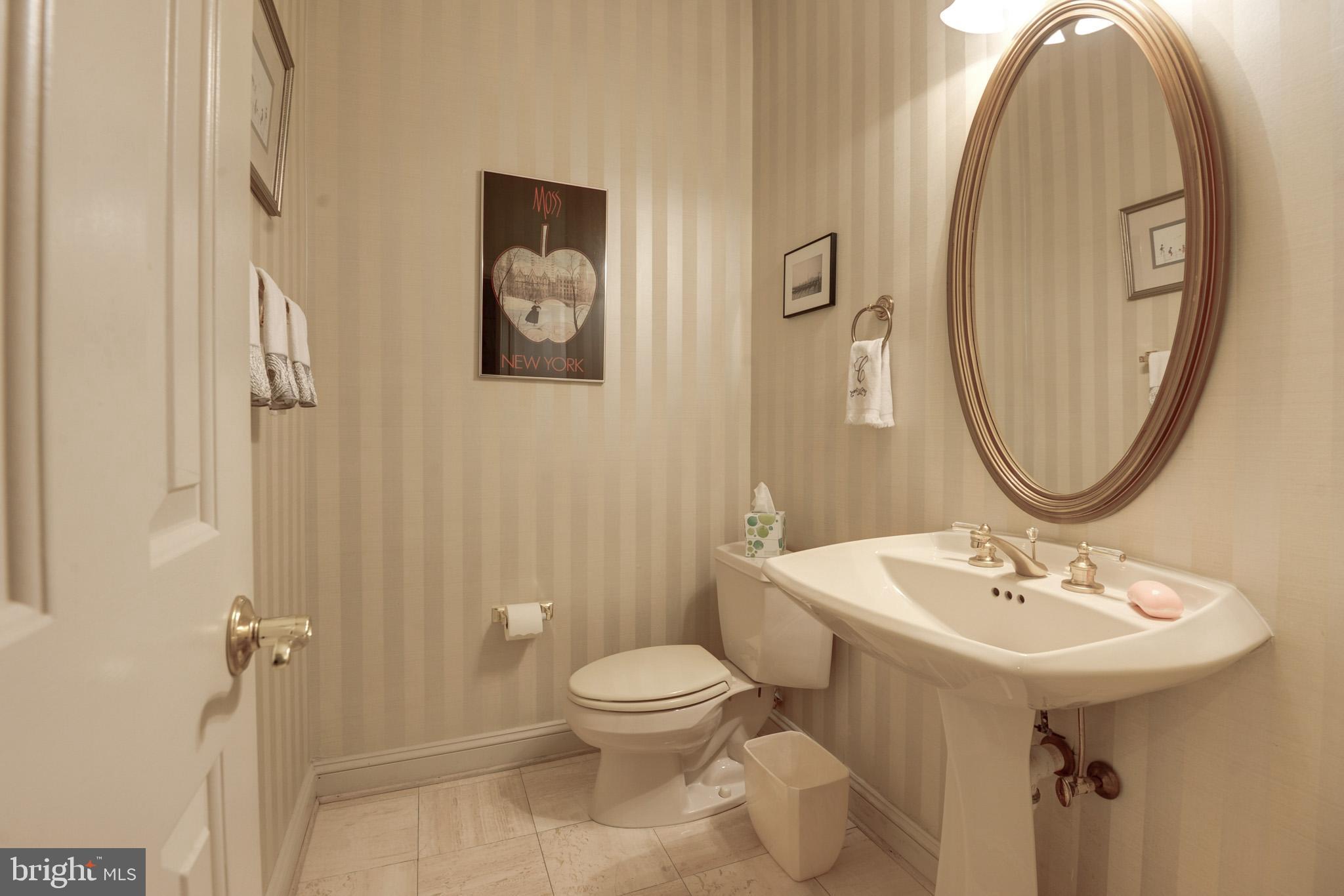 CENTURY OAK - Residential