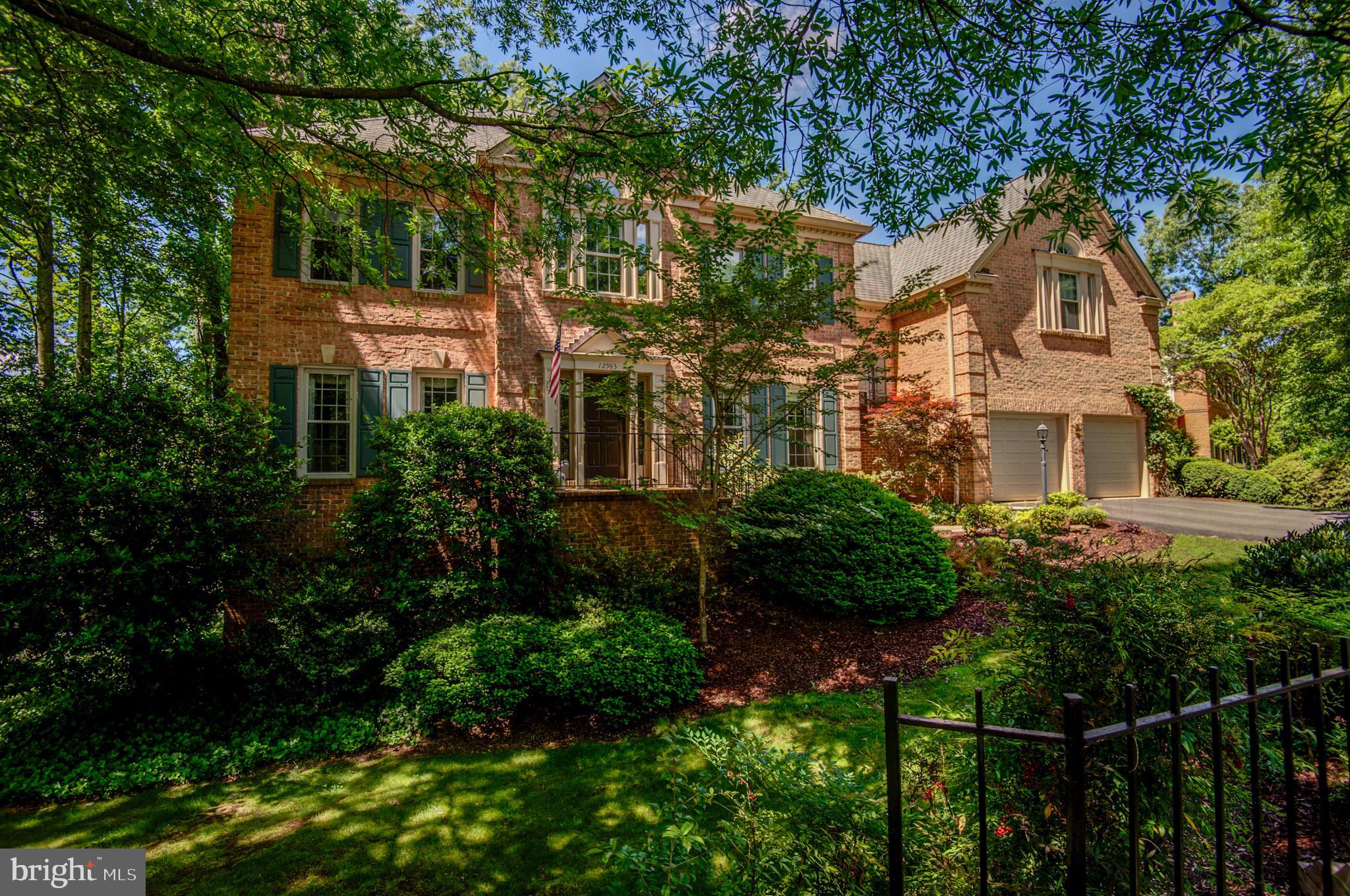 CENTURY OAK - Residential