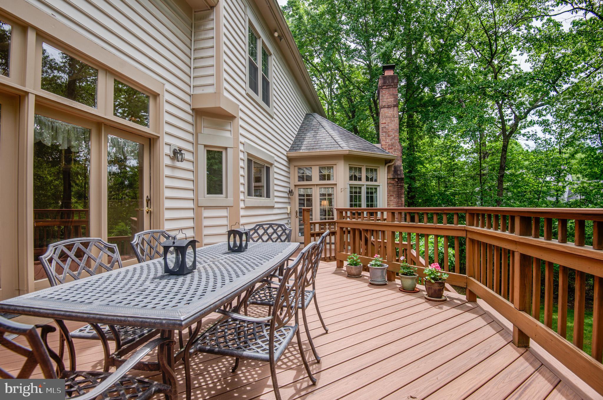 CENTURY OAK - Residential