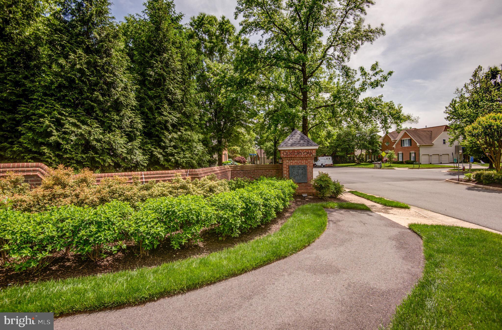 CENTURY OAK - Residential