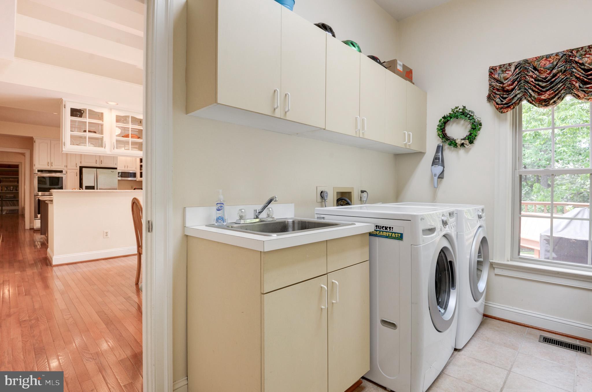 CENTURY OAK - Residential