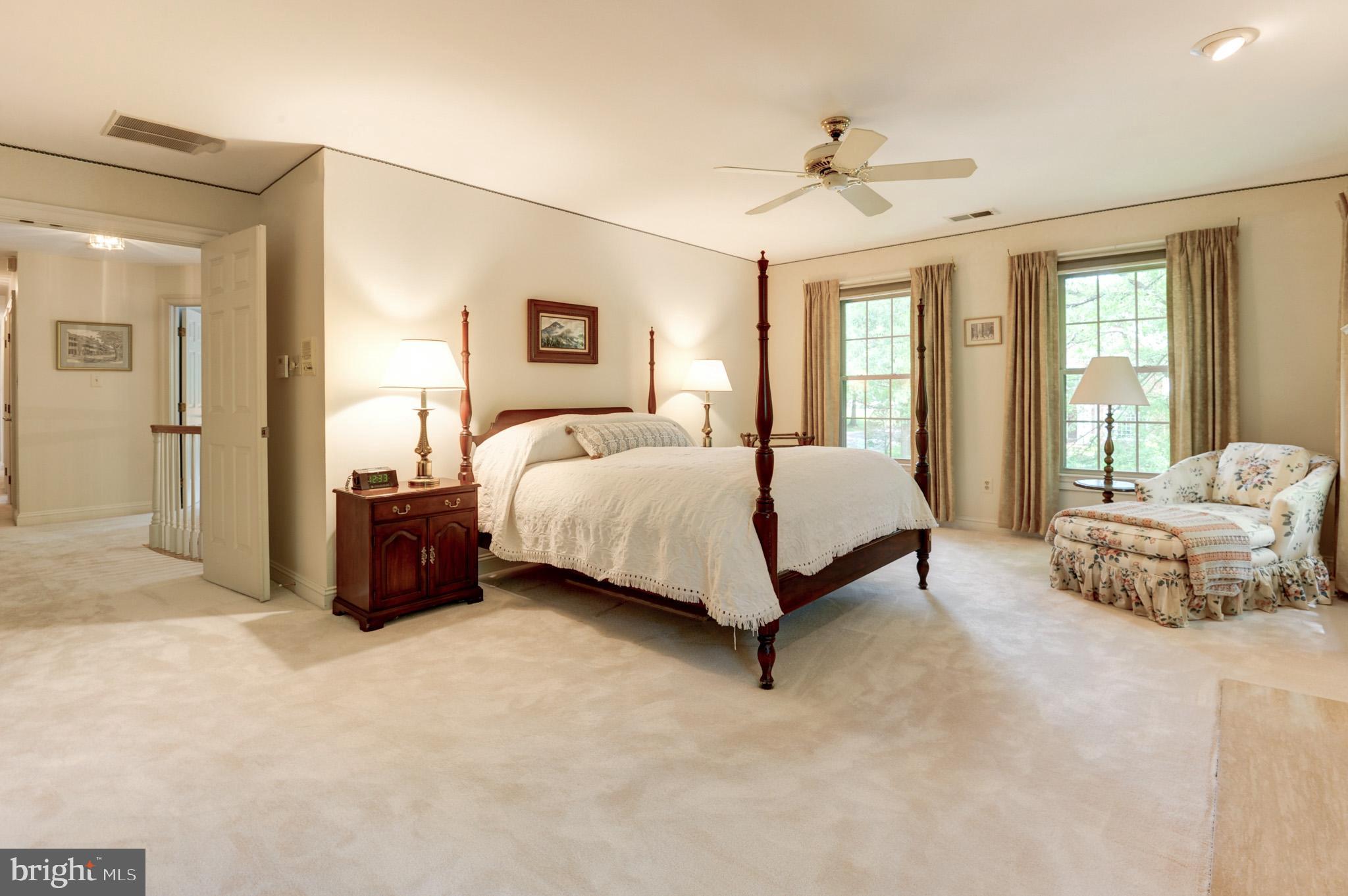 CENTURY OAK - Residential