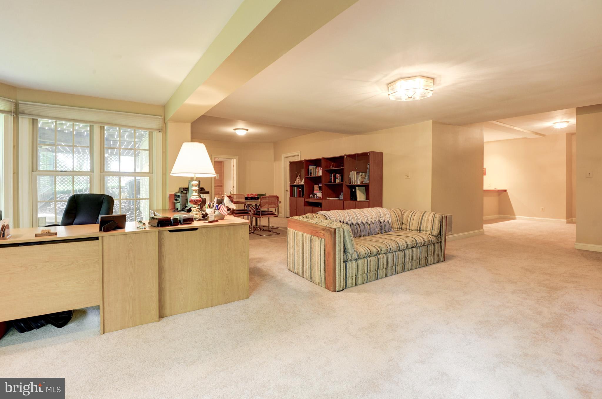 CENTURY OAK - Residential