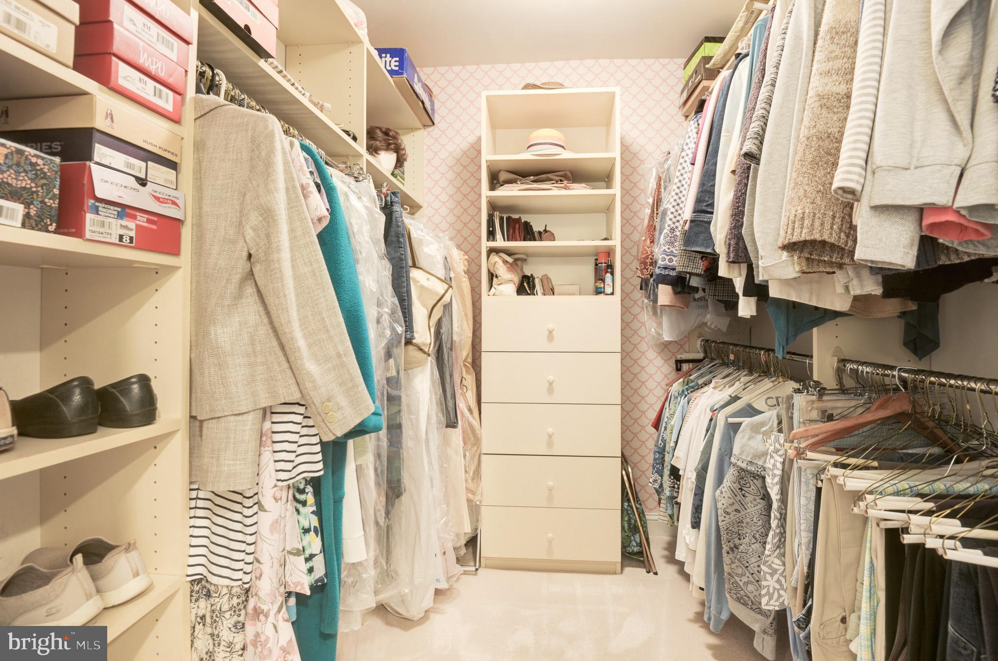 CENTURY OAK - Residential