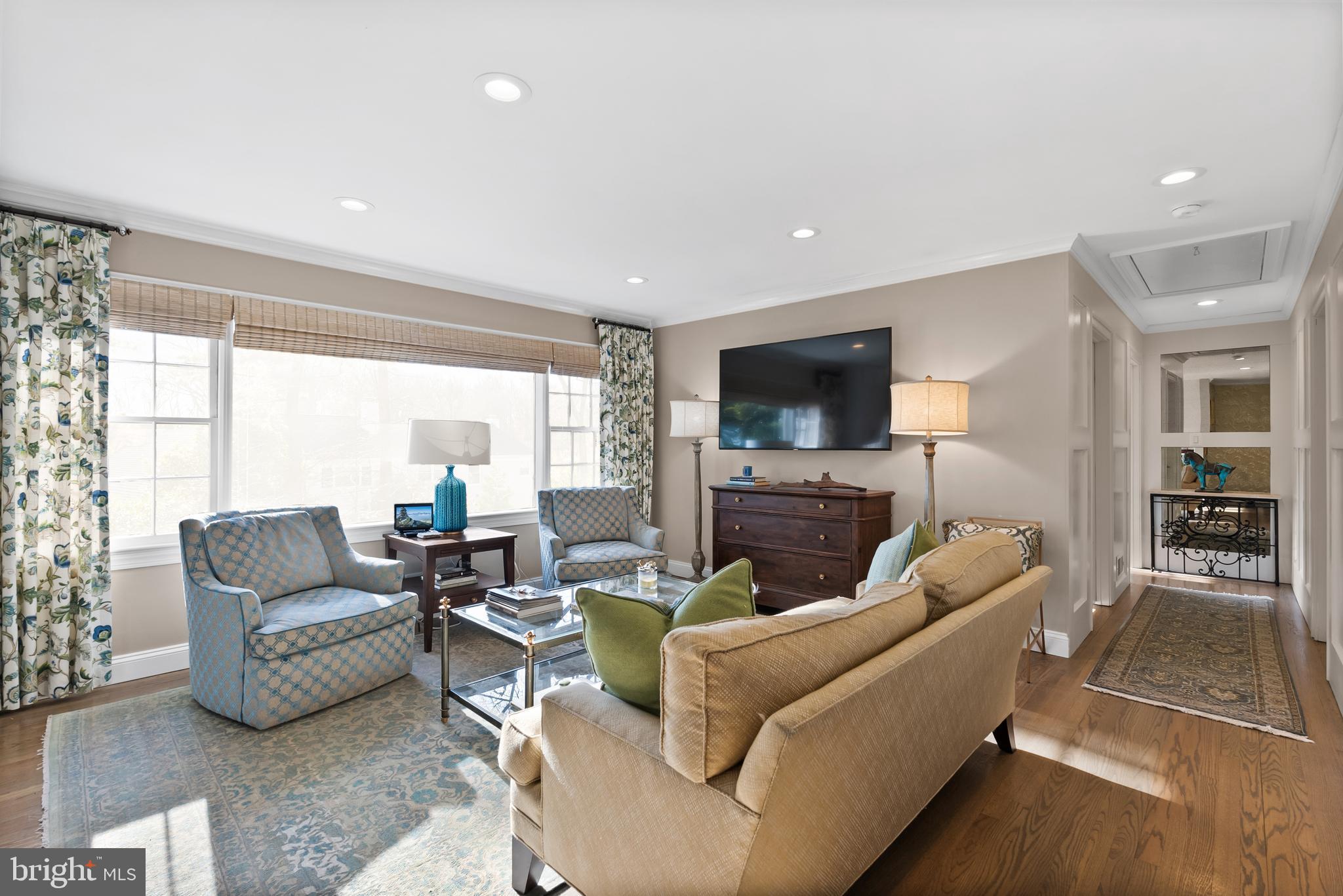 VILLAMAY - Residential