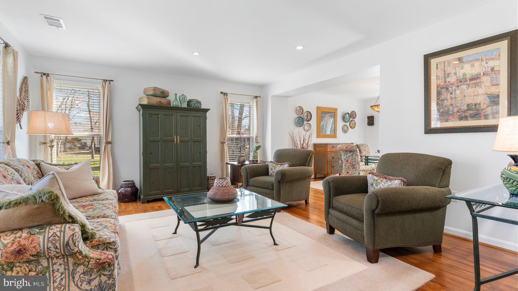 HAMPSHIRE - Residential