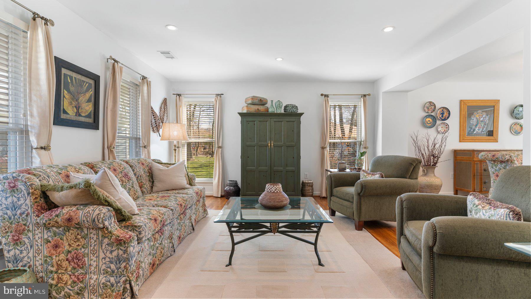 HAMPSHIRE - Residential