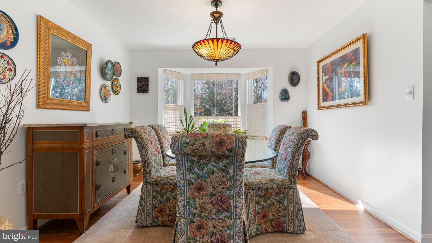 HAMPSHIRE - Residential