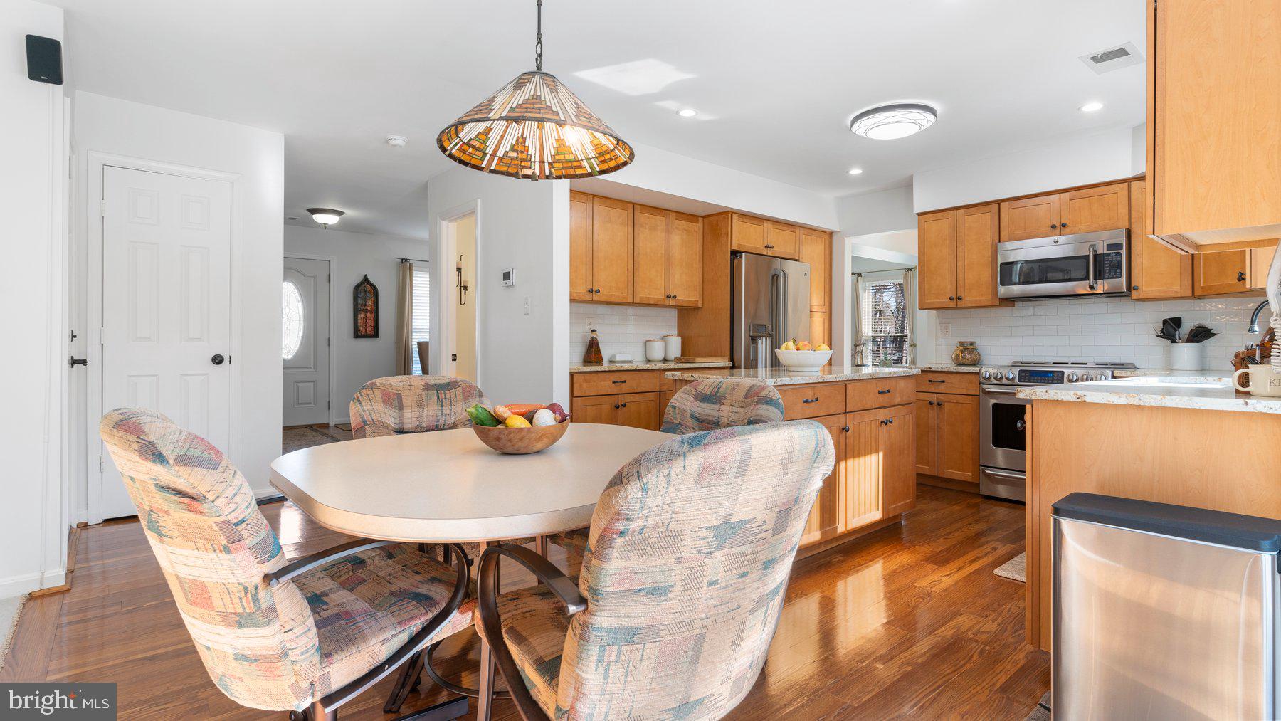 HAMPSHIRE - Residential