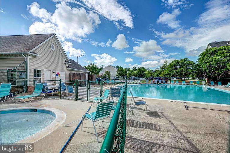 JAPONICA - Residential