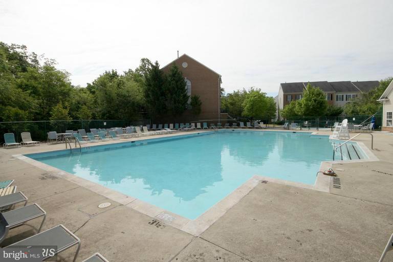 JAPONICA - Residential