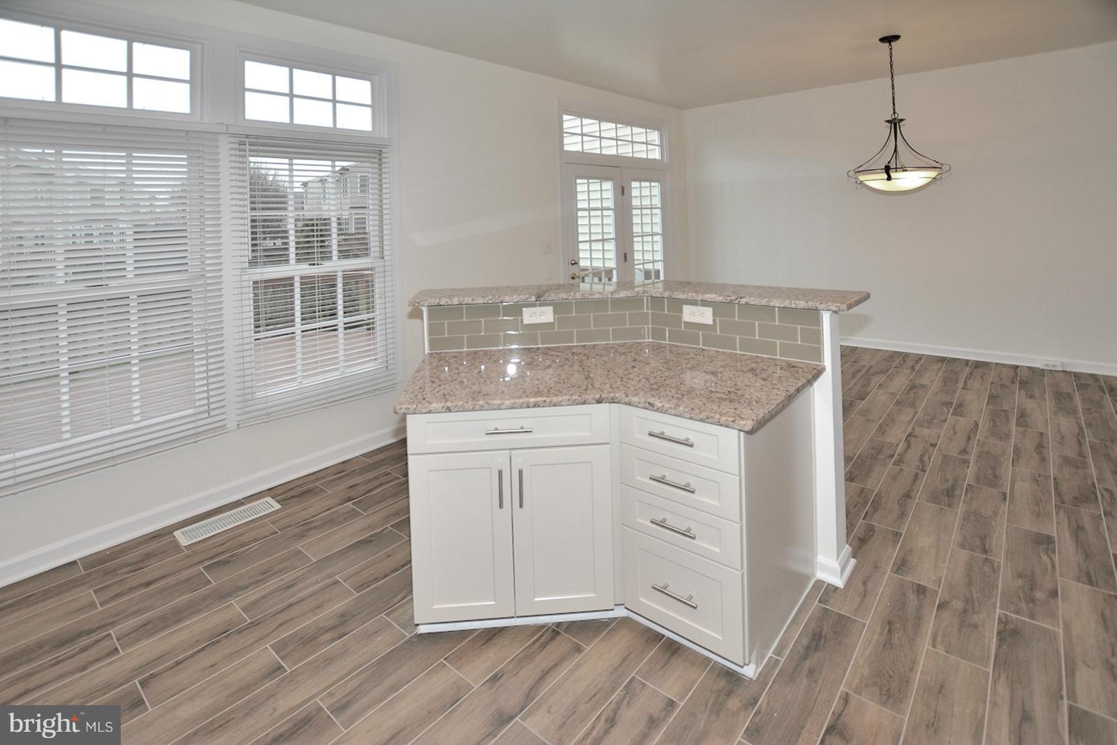 JAPONICA - Residential