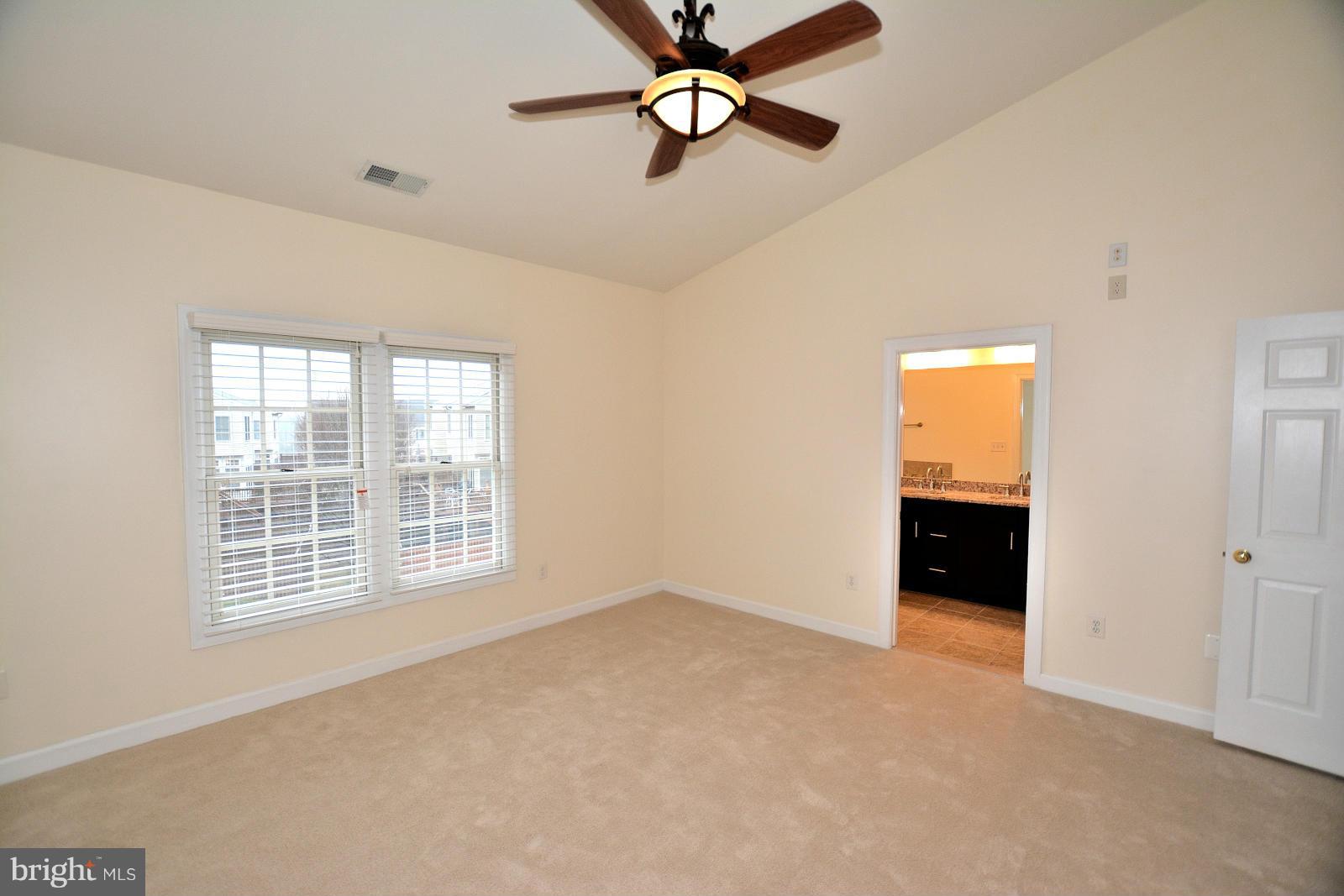 JAPONICA - Residential