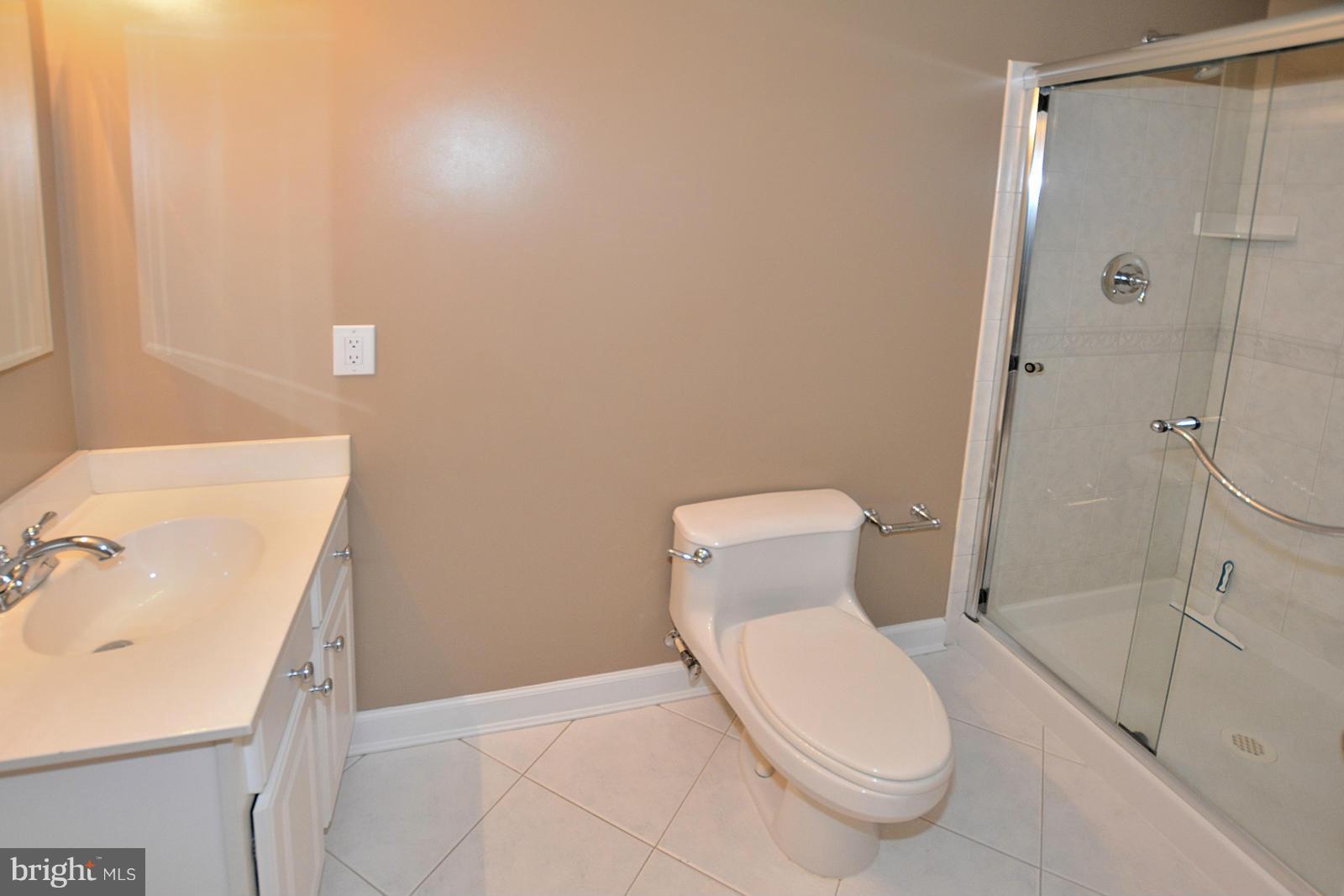 JAPONICA - Residential