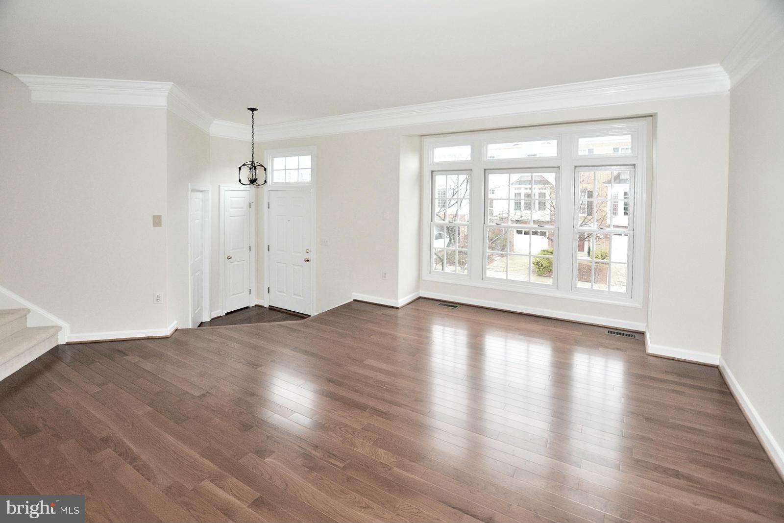 JAPONICA - Residential