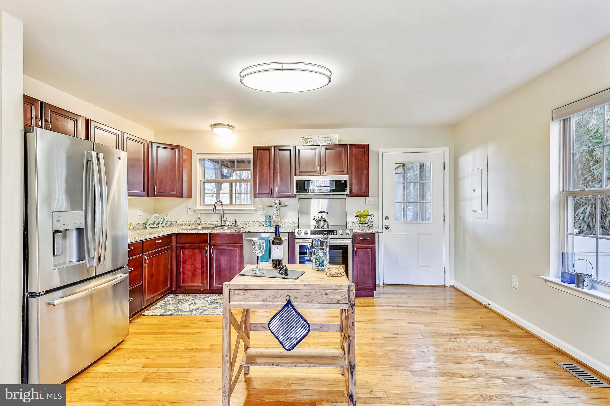 BEVERLEY BEACH - Residential