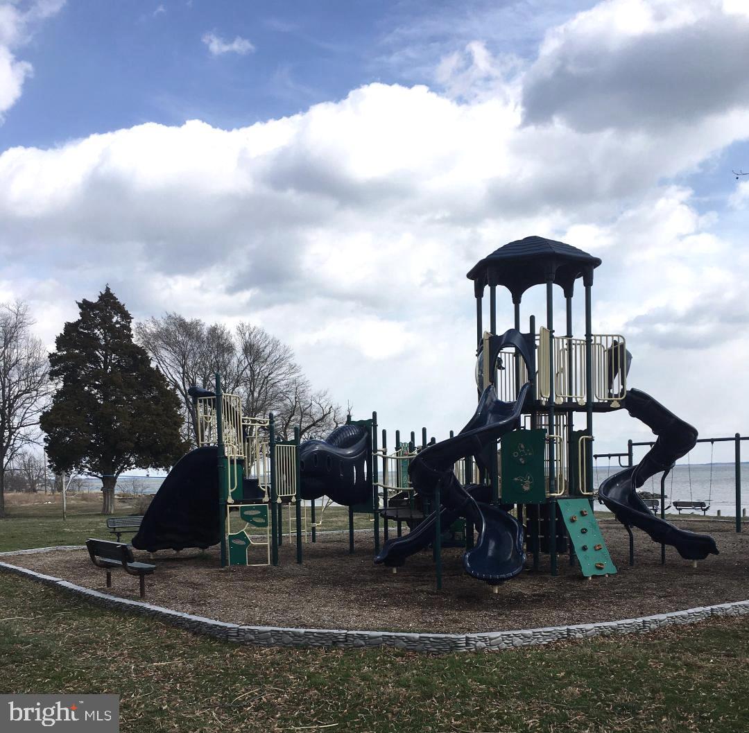 BEVERLEY BEACH - Residential