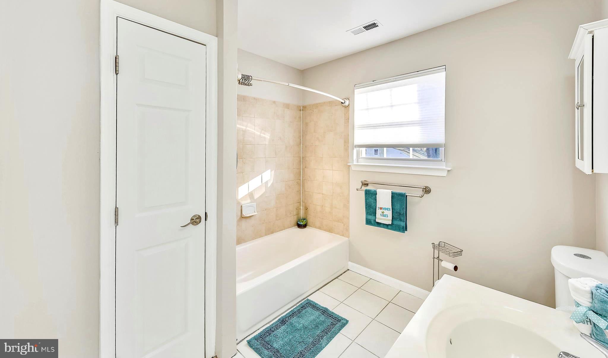 BEVERLEY BEACH - Residential