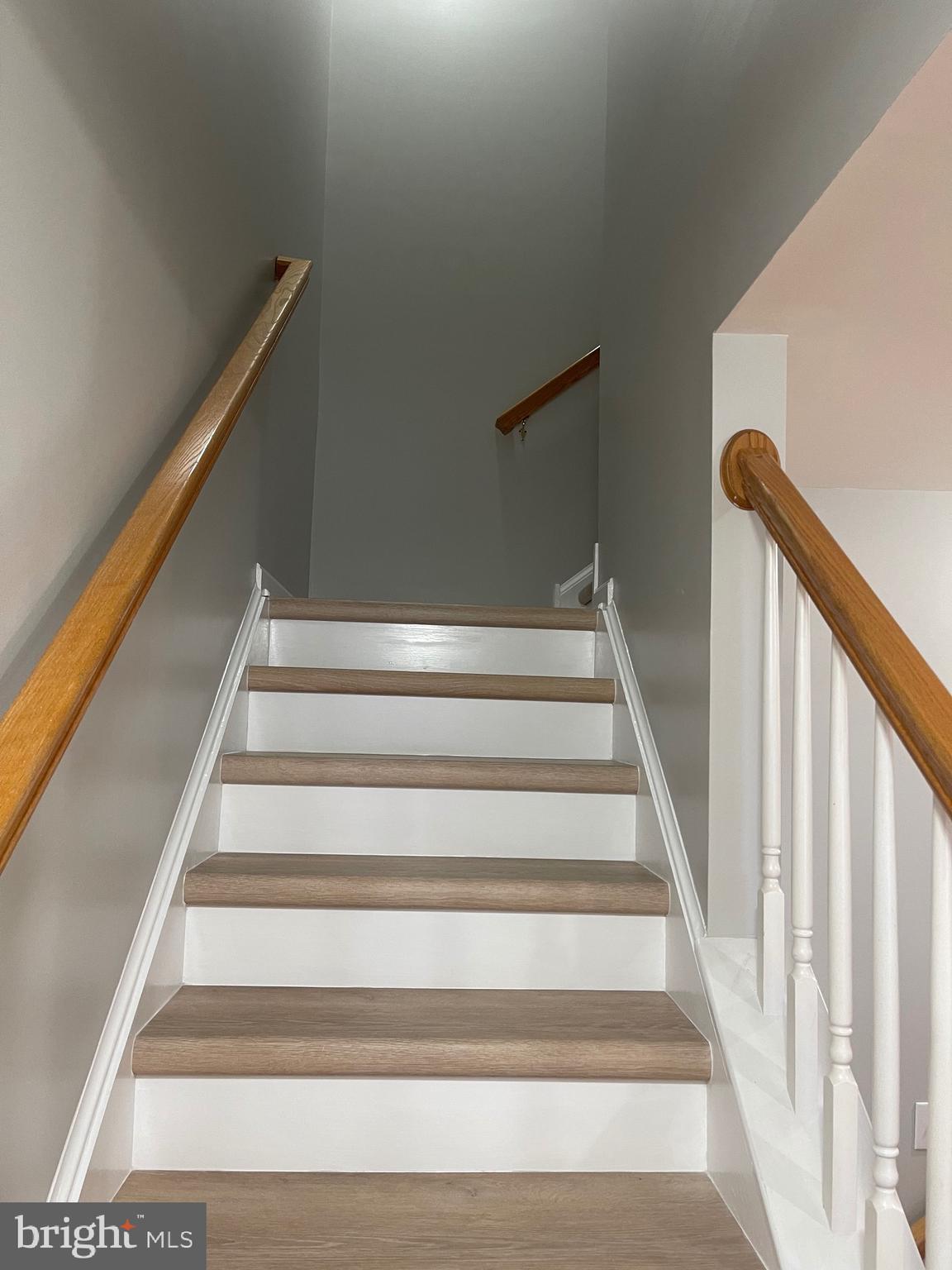 WINDSOR RIDGE - Residential Lease