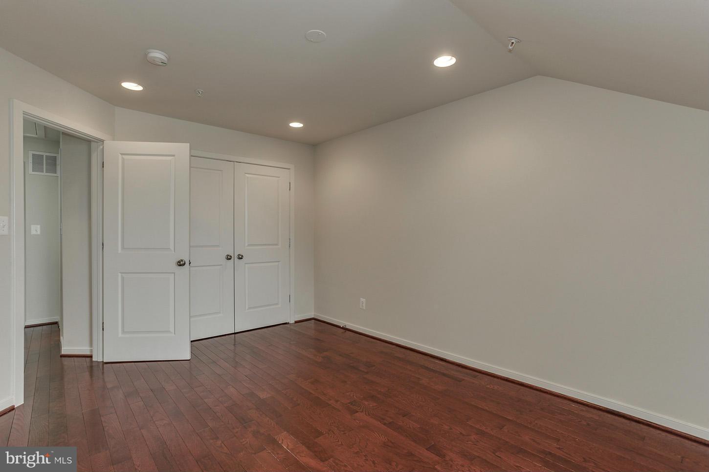 DEL RAY - Residential Lease