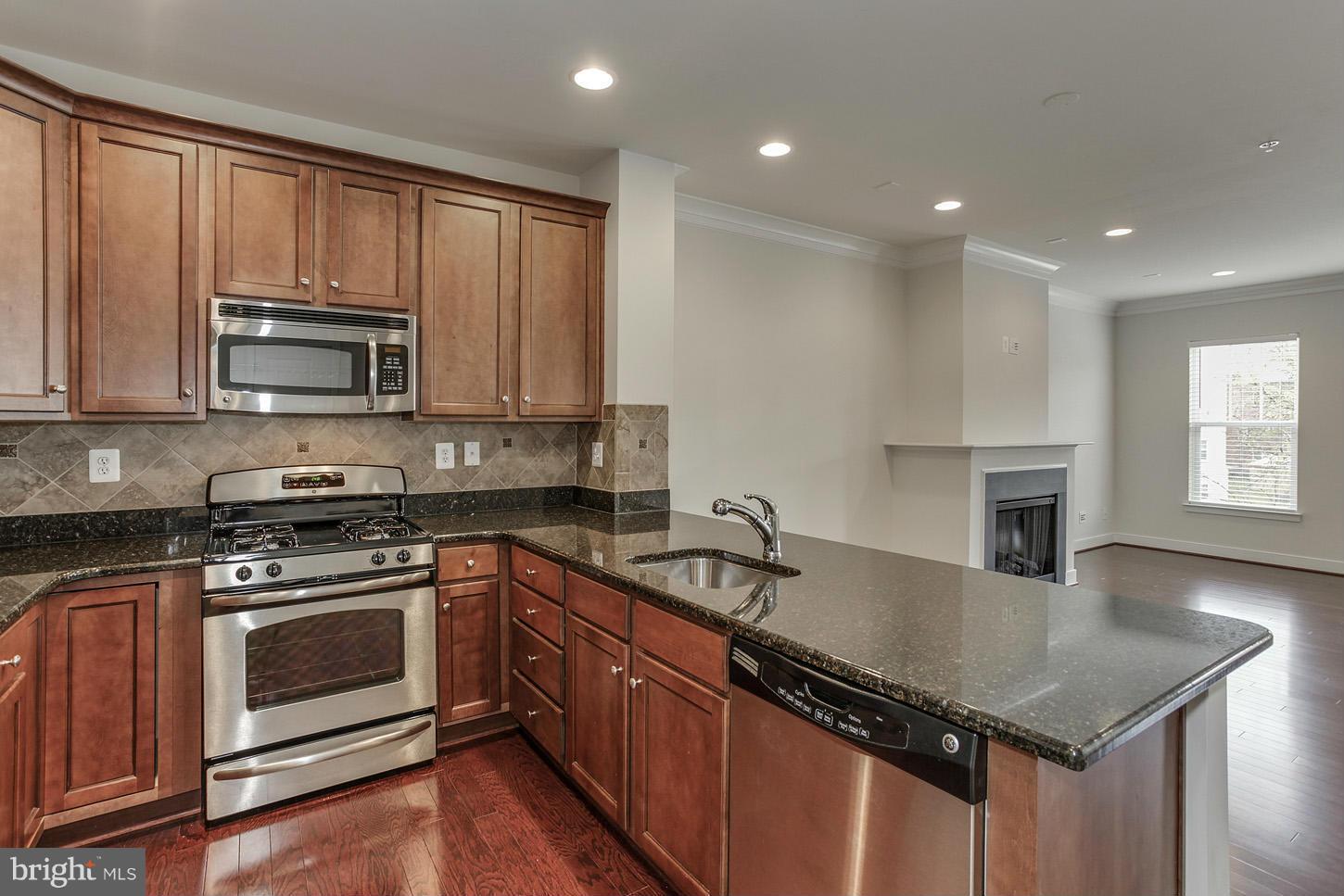 DEL RAY - Residential Lease