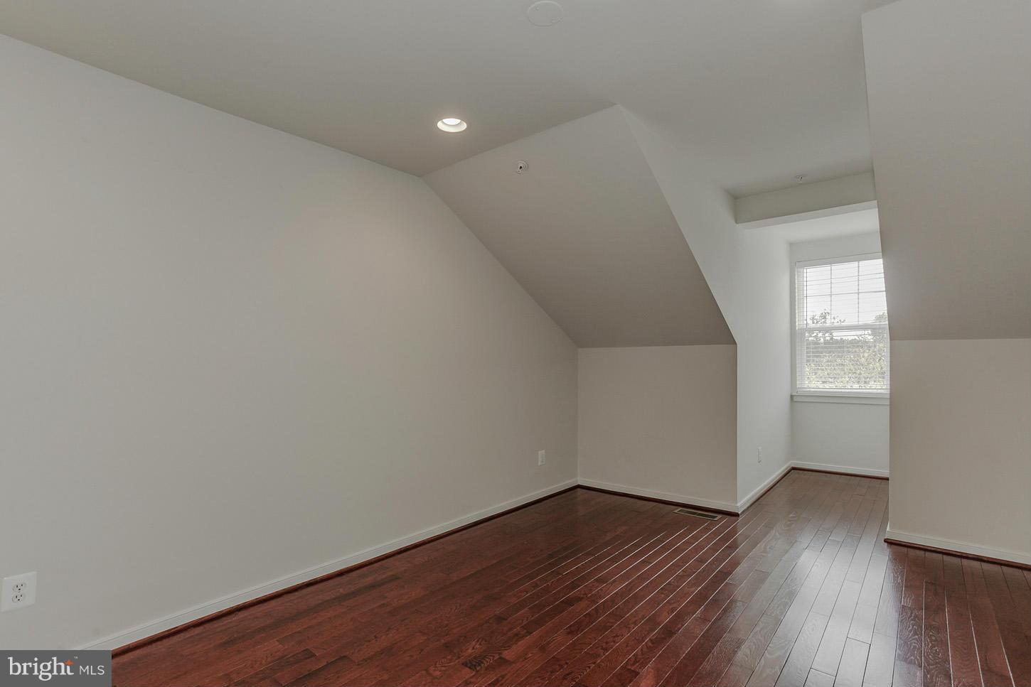 DEL RAY - Residential Lease