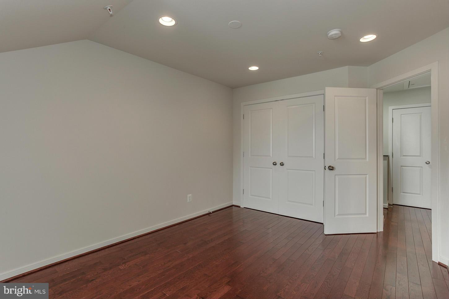 DEL RAY - Residential Lease