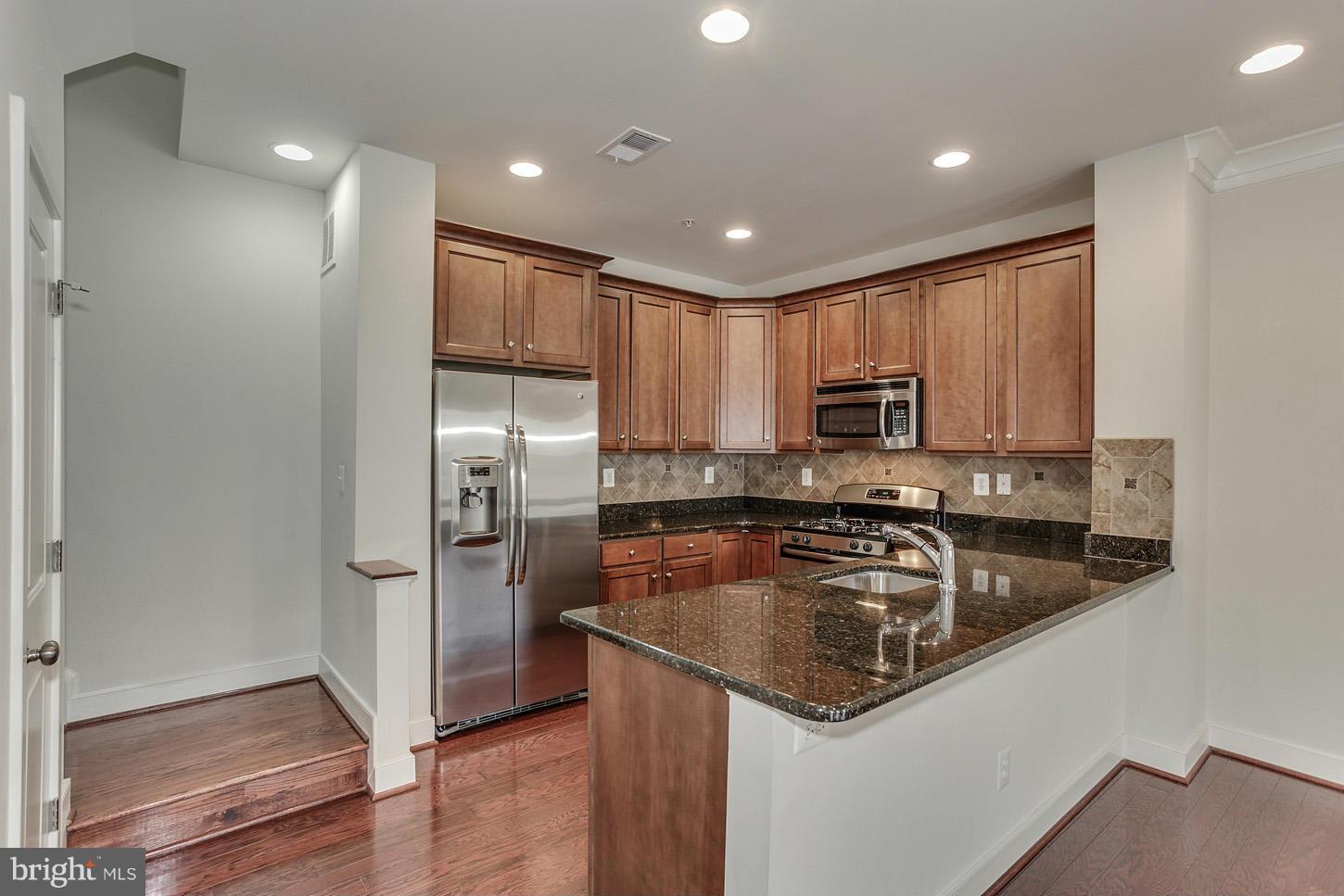 DEL RAY - Residential Lease