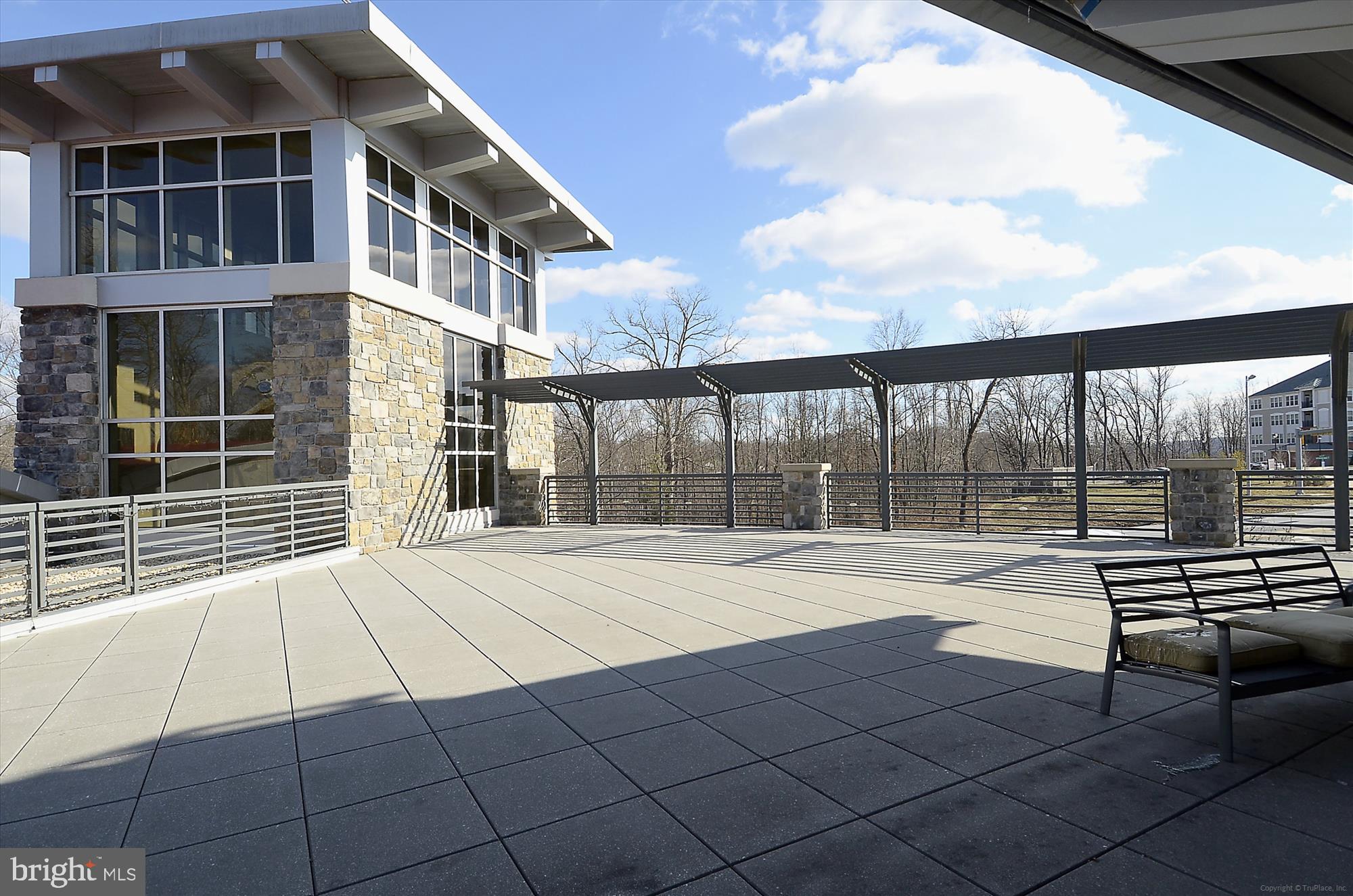 POTOMAC CLUB - Residential Lease