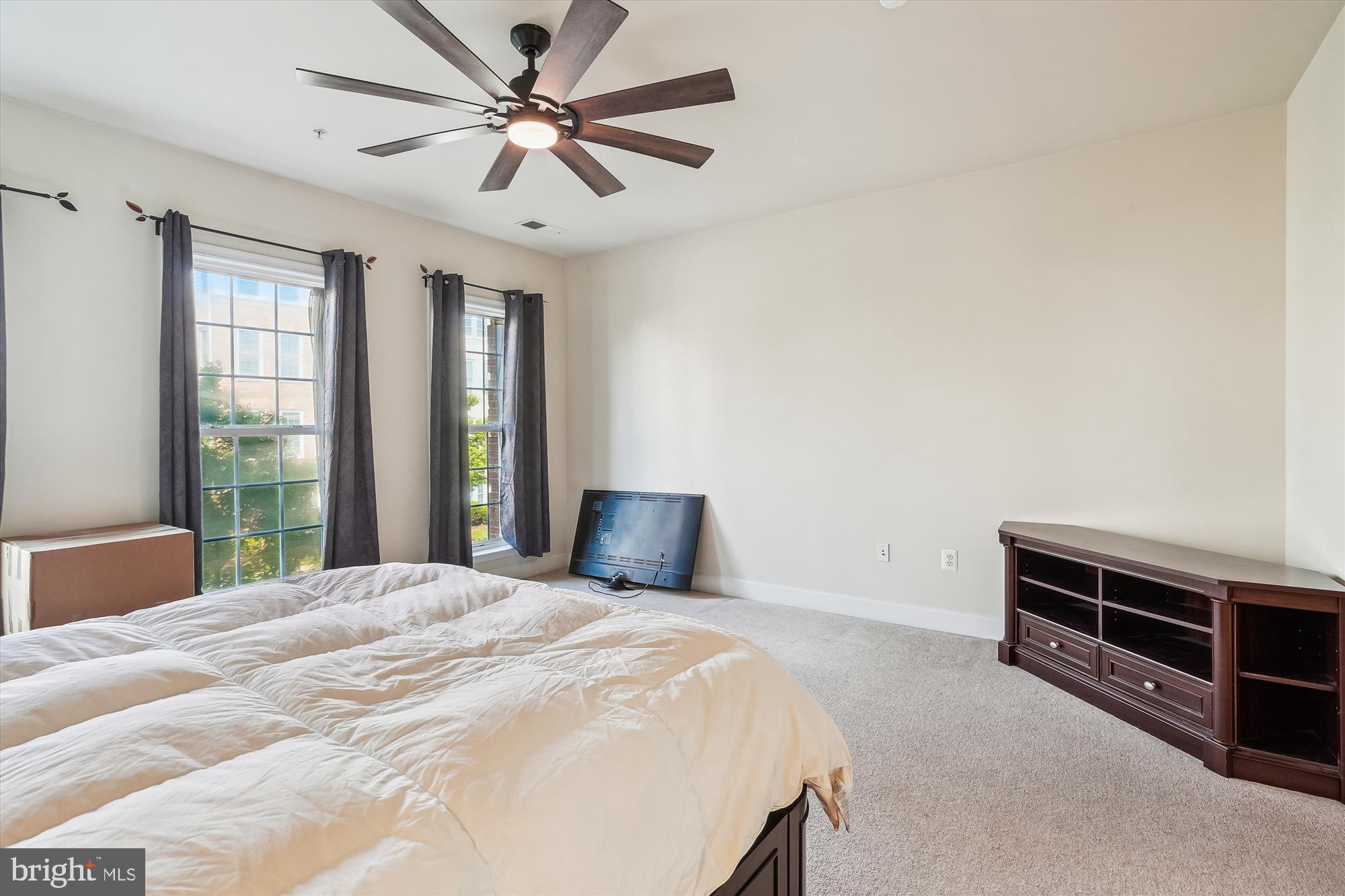 POTOMAC CLUB - Residential Lease