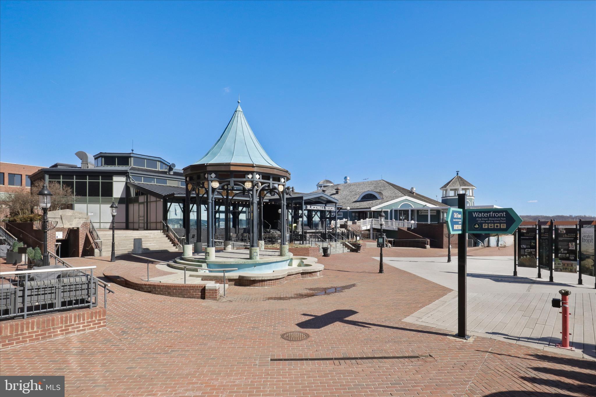 HARBOR TERRACE - Residential