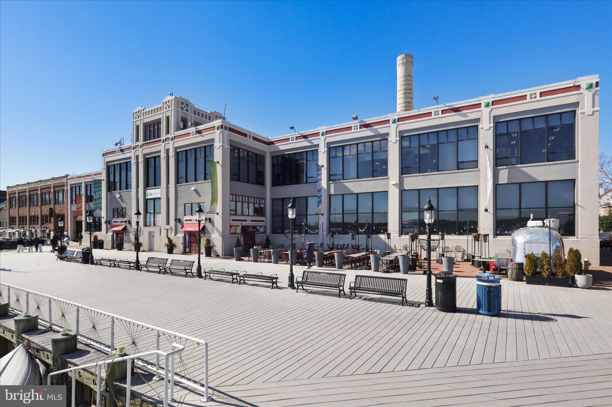 HARBOR TERRACE - Residential