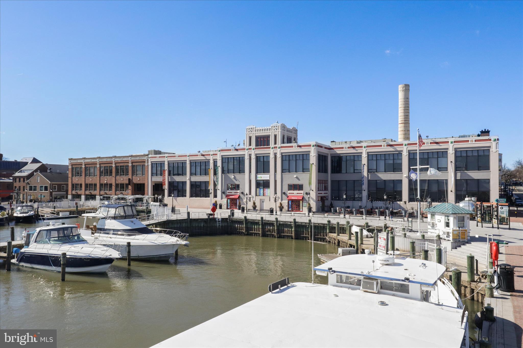 HARBOR TERRACE - Residential