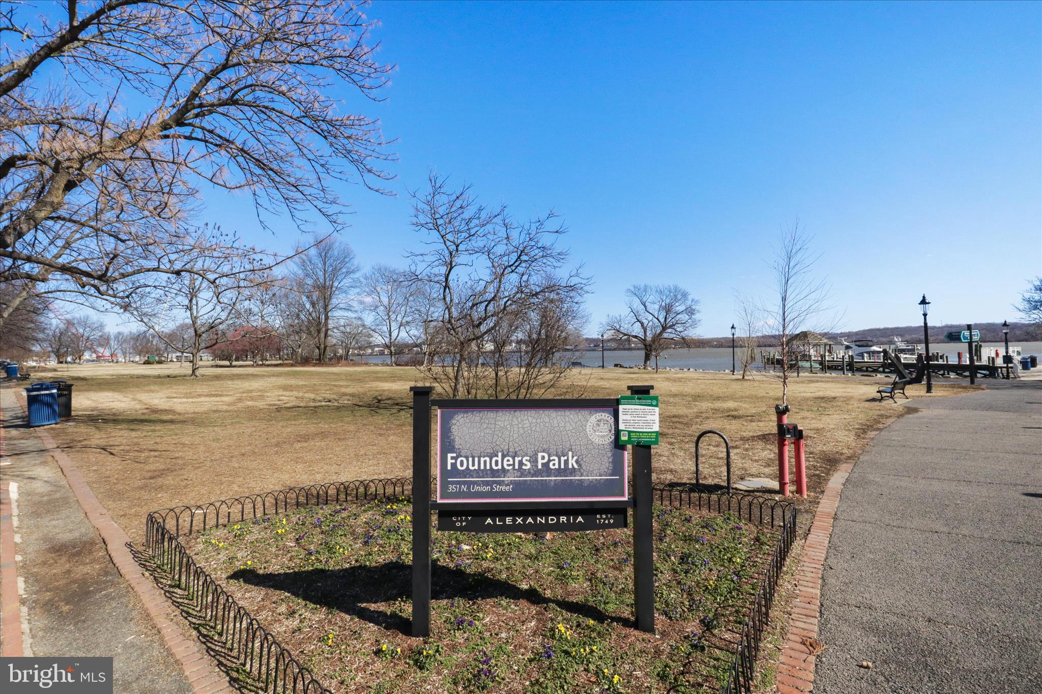 HARBOR TERRACE - Residential