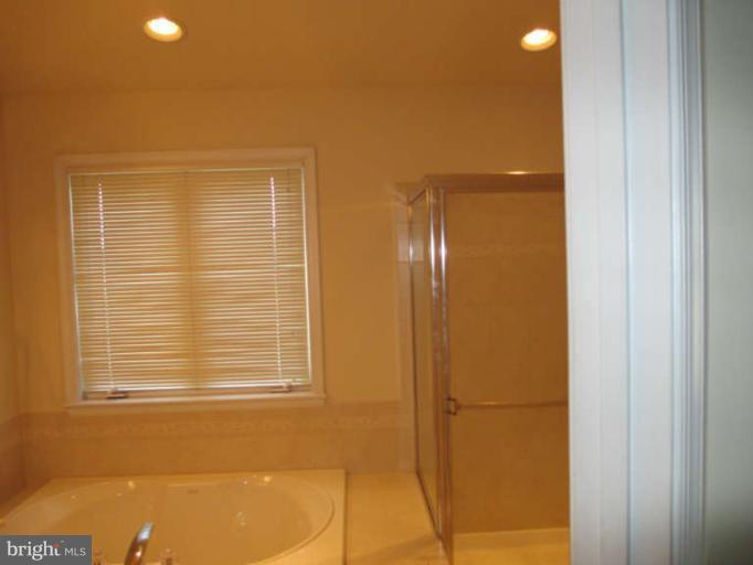 CHERRYTREE PARK - Residential