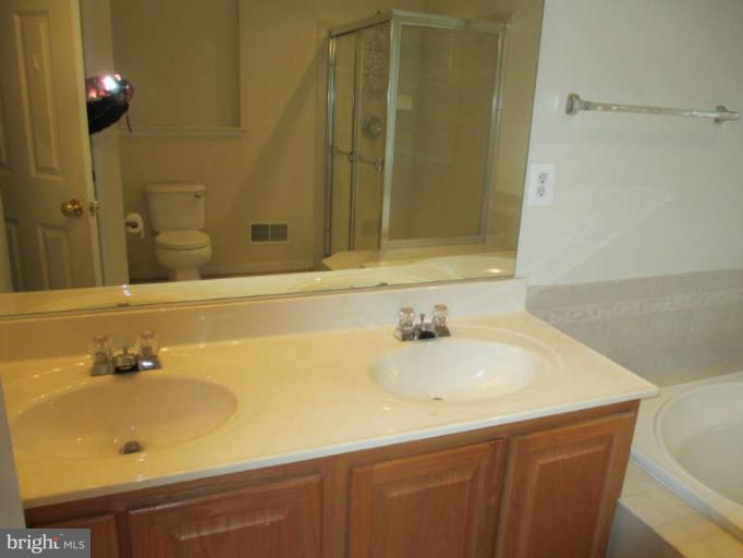 CHERRYTREE PARK - Residential