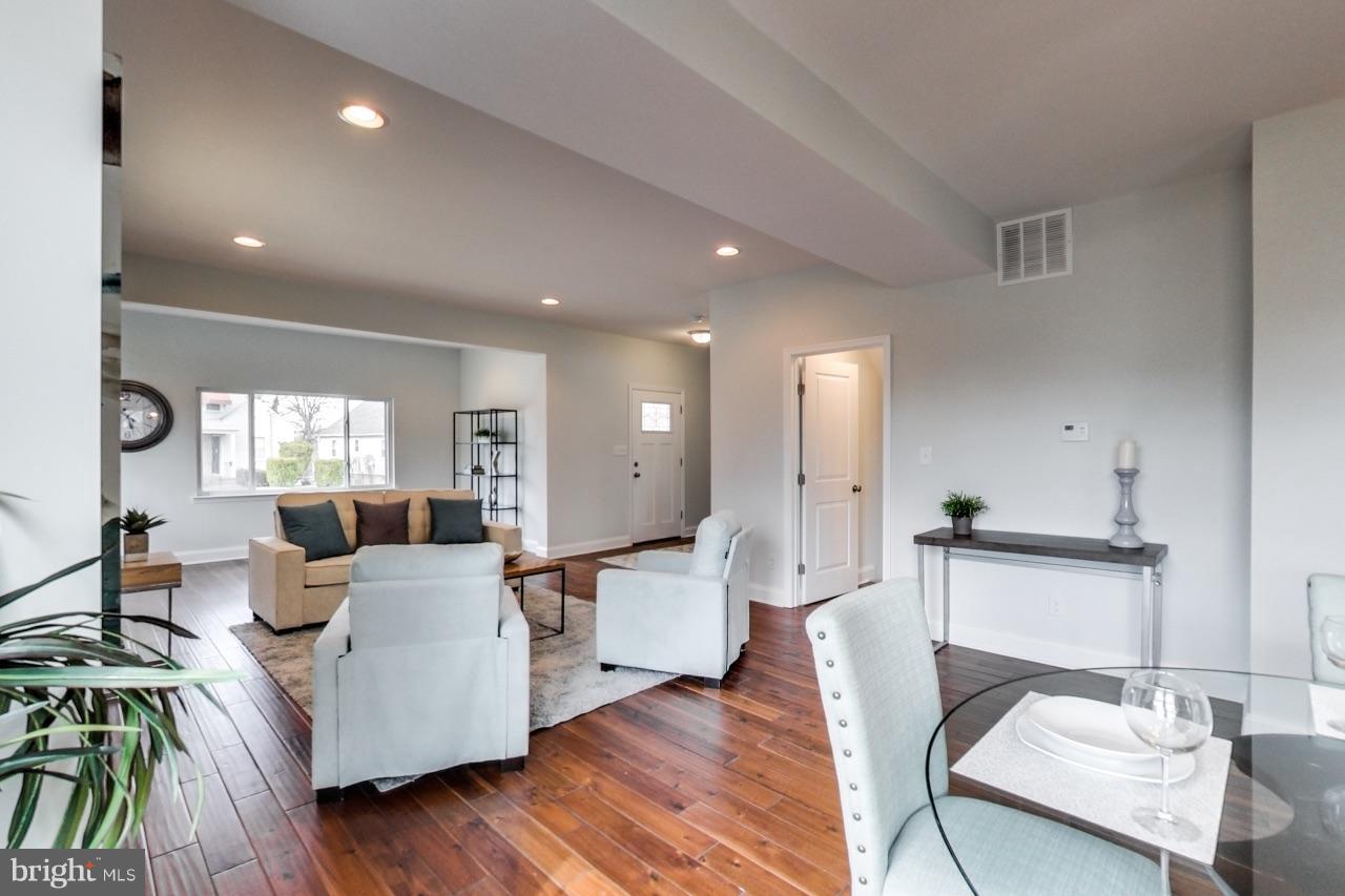 HAMILTON HEIGHTS - Residential