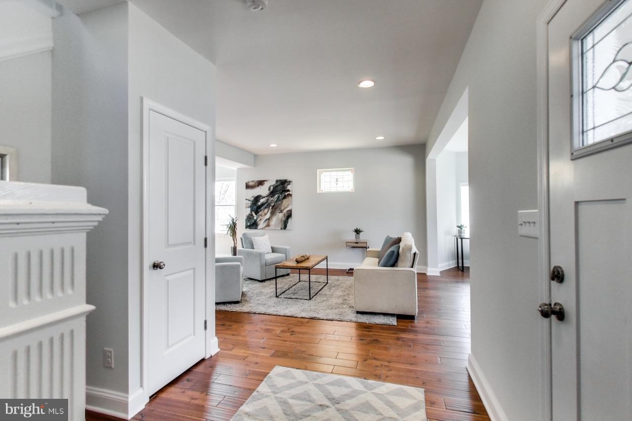 HAMILTON HEIGHTS - Residential